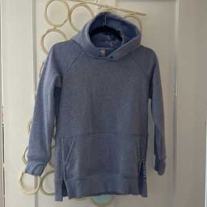 Athlete Girl - plush hoodie with front kangaroo pockets and side slits